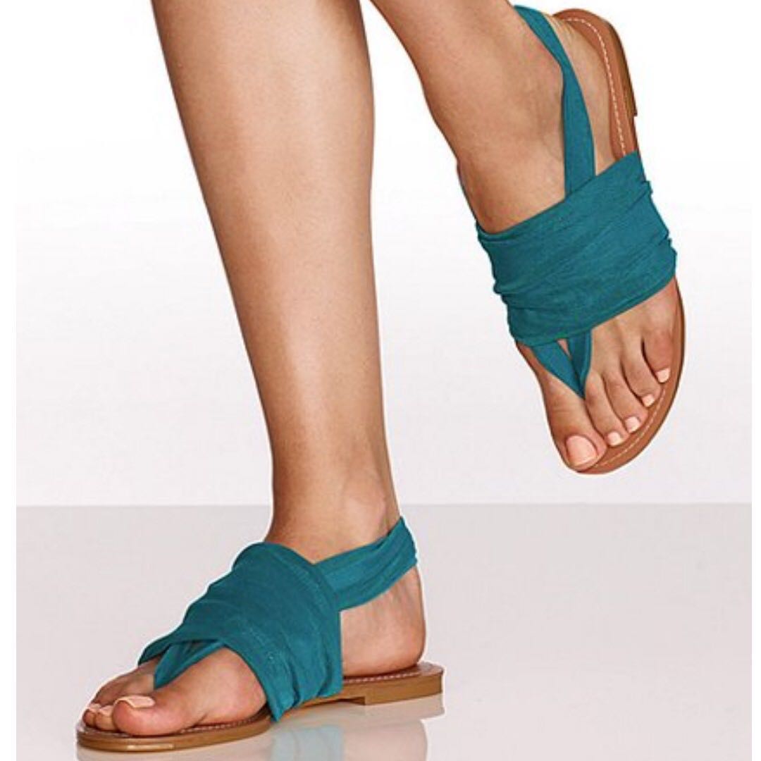 colin stuart flip flops