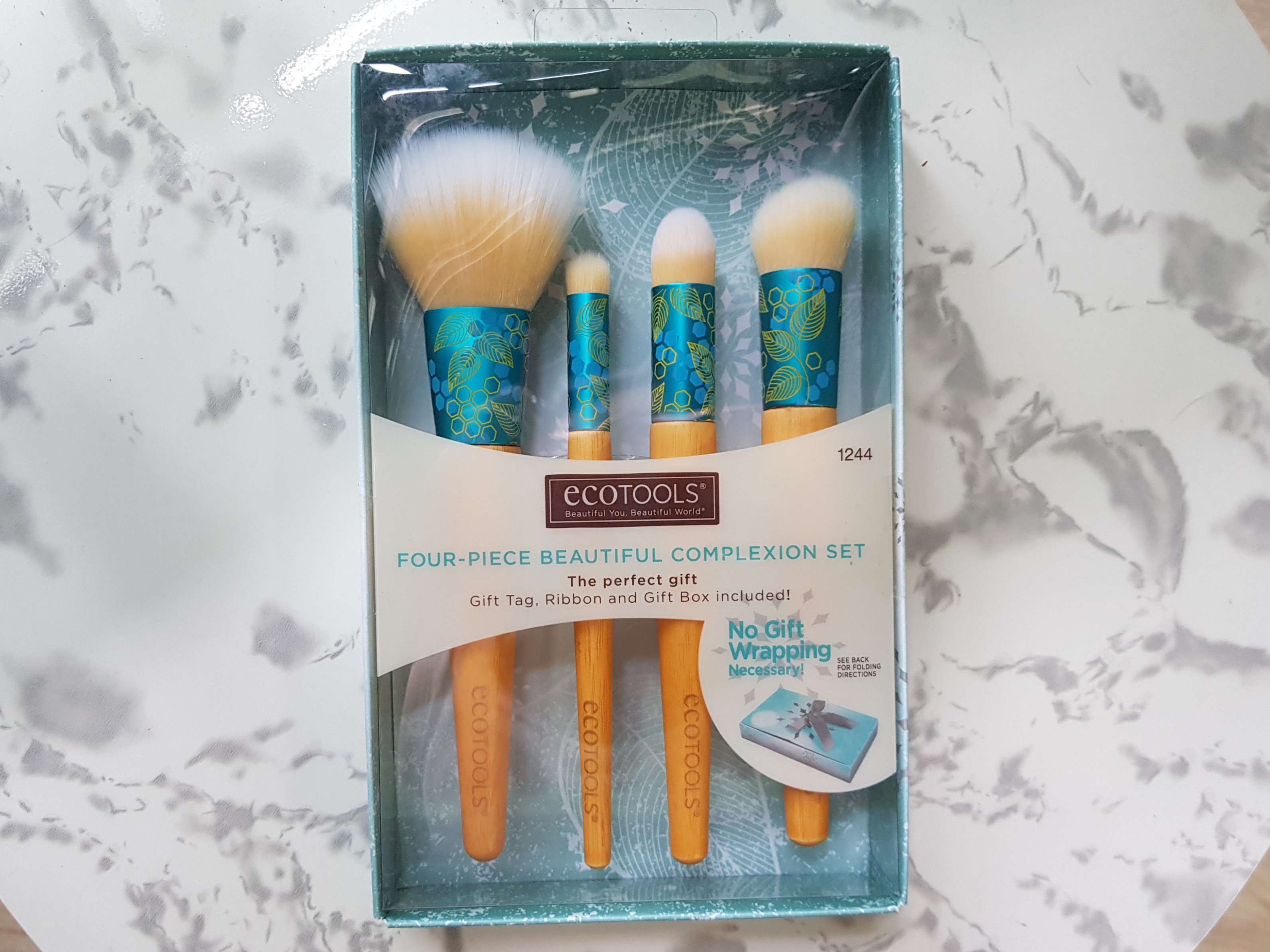 Ecotools 4 Piece Beautiful Complexion Set Makeup Brushes Health Beauty Makeup On Carousell