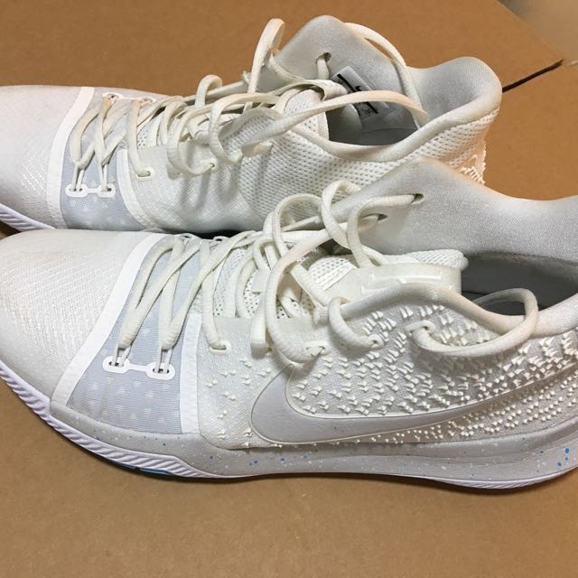 Kyrie Irving Basketball Shoe size 12US 11UK Men s Fashion