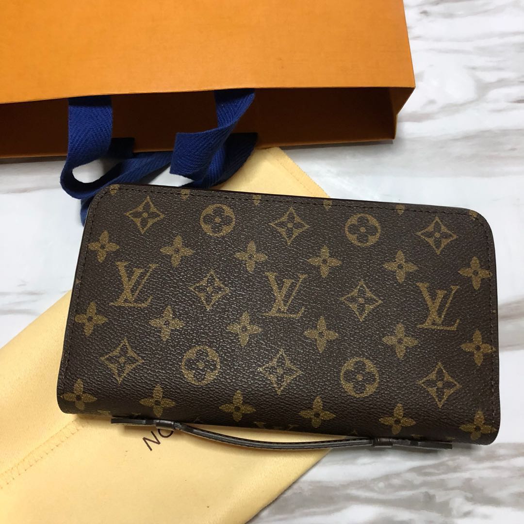 Louis Vuitton prada gucci dior chanel coach burberry, Luxury, Bags &  Wallets on Carousell