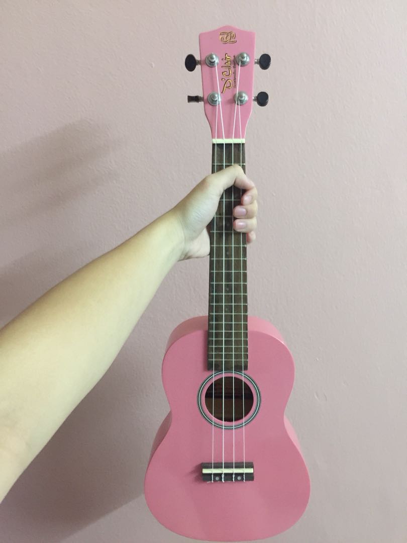 Second Hand Ukulele Music Media Music Instruments On Carousell