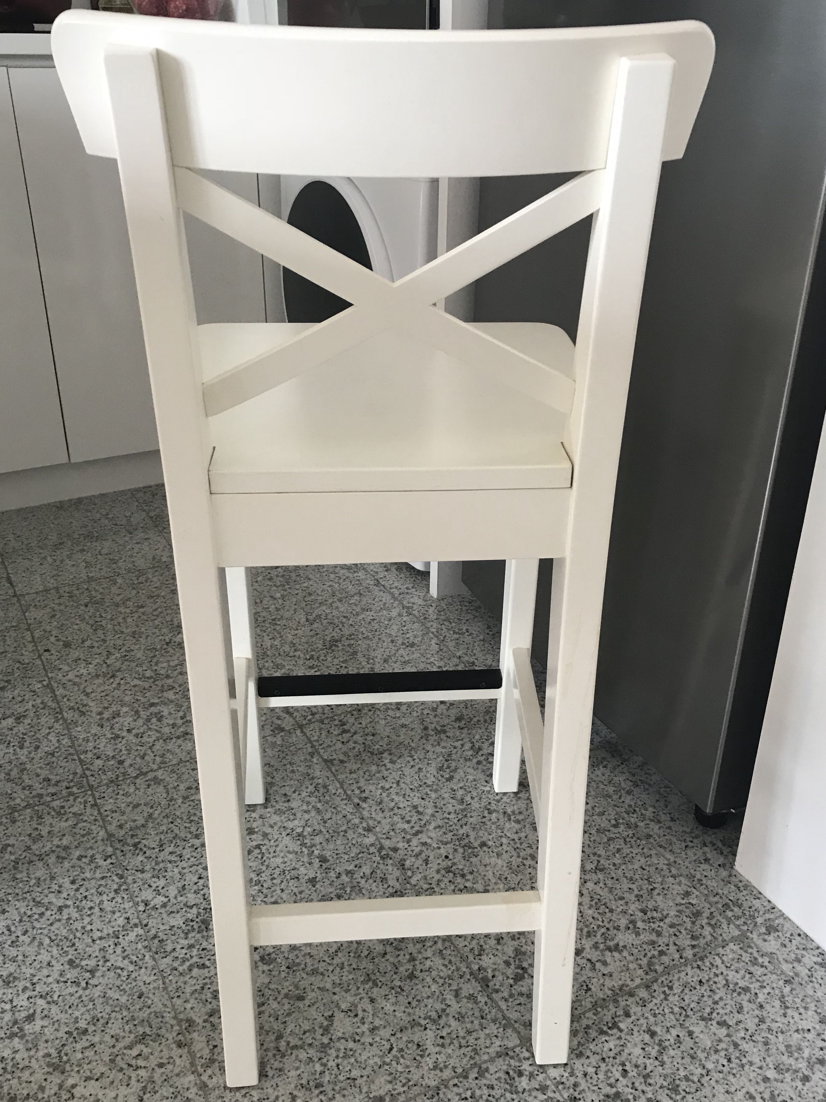 2 X Ikea Ingolf Bar Stool White Furniture Tables Chairs On 2 X Ikea Ingolf Bar Stool White Furniture Tables Chairs On Carou