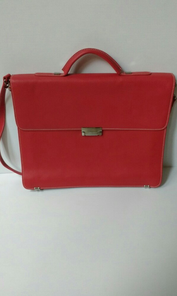 Claudio ferrici bag, Fesyen Wanita, Tas Dompet di Carousell