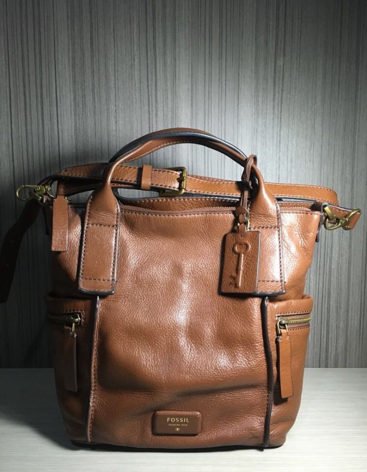 Fossil emerson medium sales