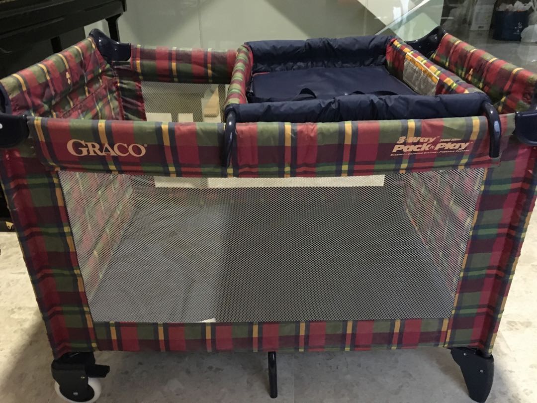 Graco Playpen 388 HH Series, Babies & Kids, Infant Playtime on Carousell