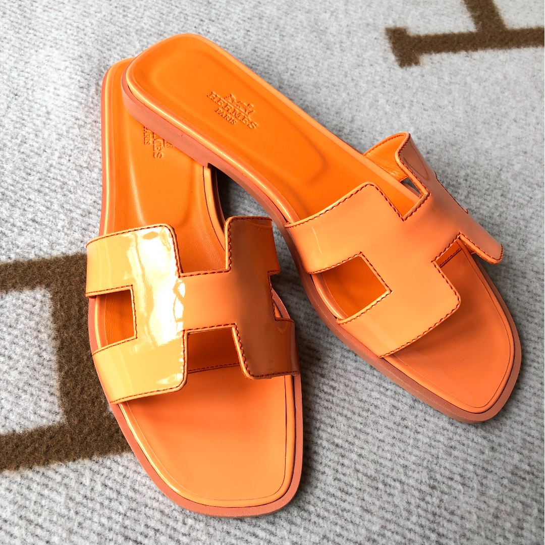 hermes patent leather sandals