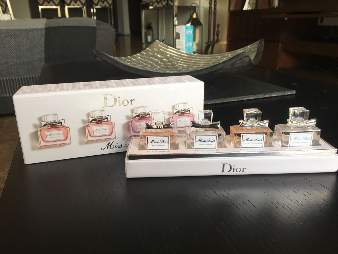 miss dior la collection price