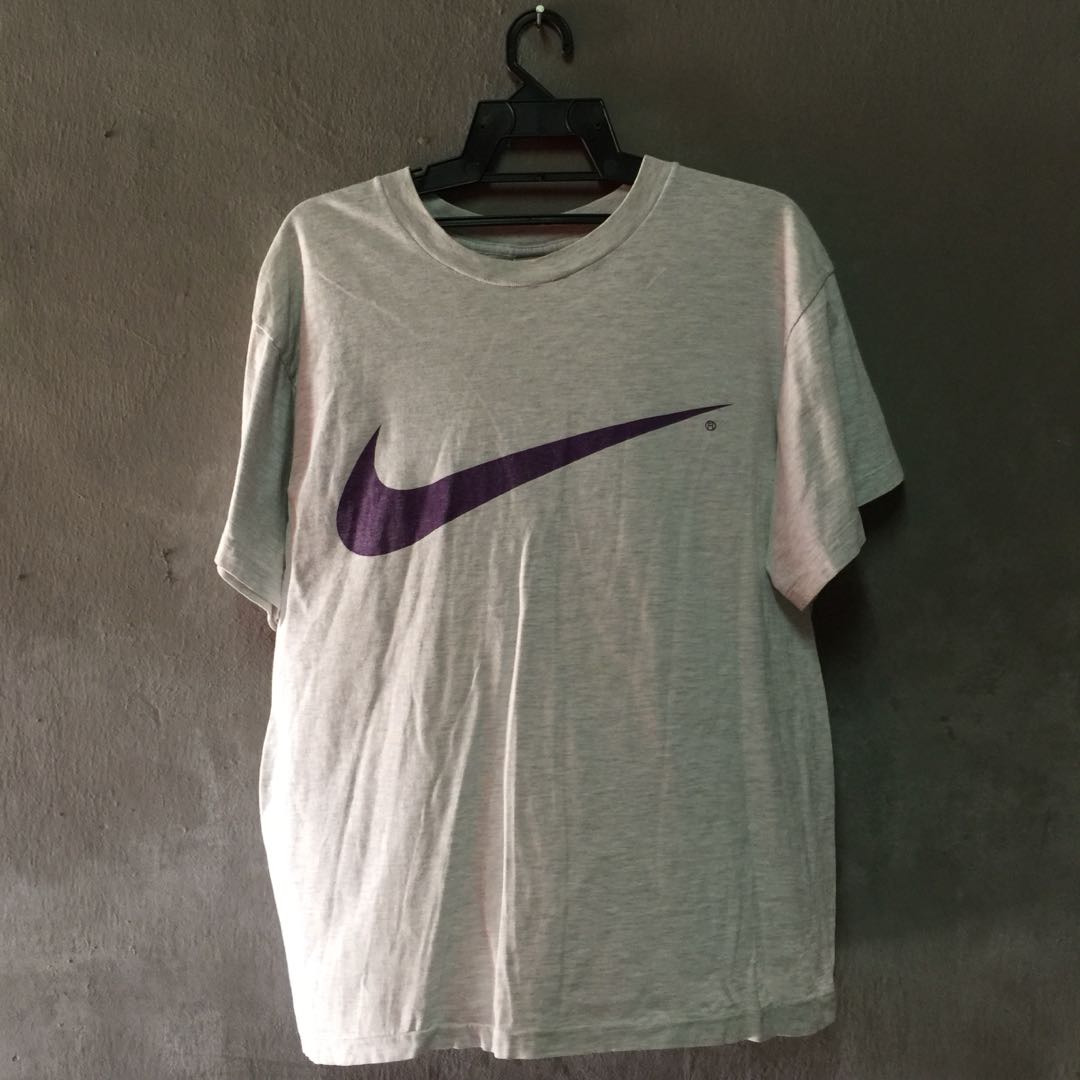 nike t shirt 90s