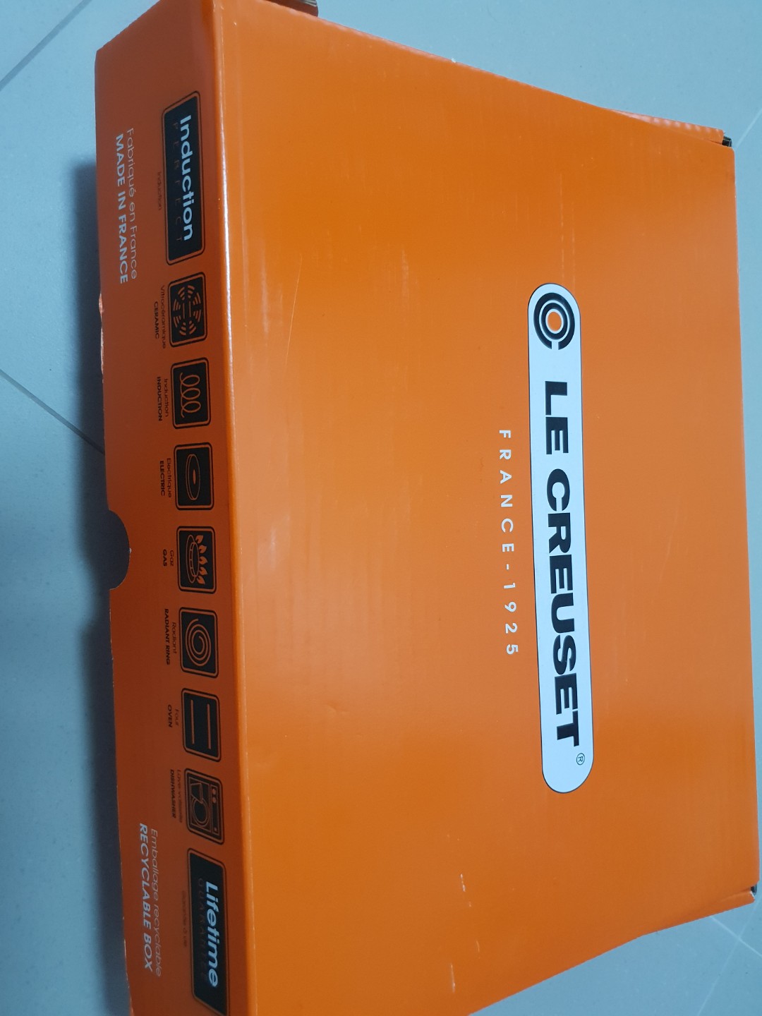 Pan (Category: BBQ, Grills & Hotpots) located in Singapore. Submitted by candytan151090 (Listing ID 169048835, Image 3). Description: 100% new. It's a good brand.