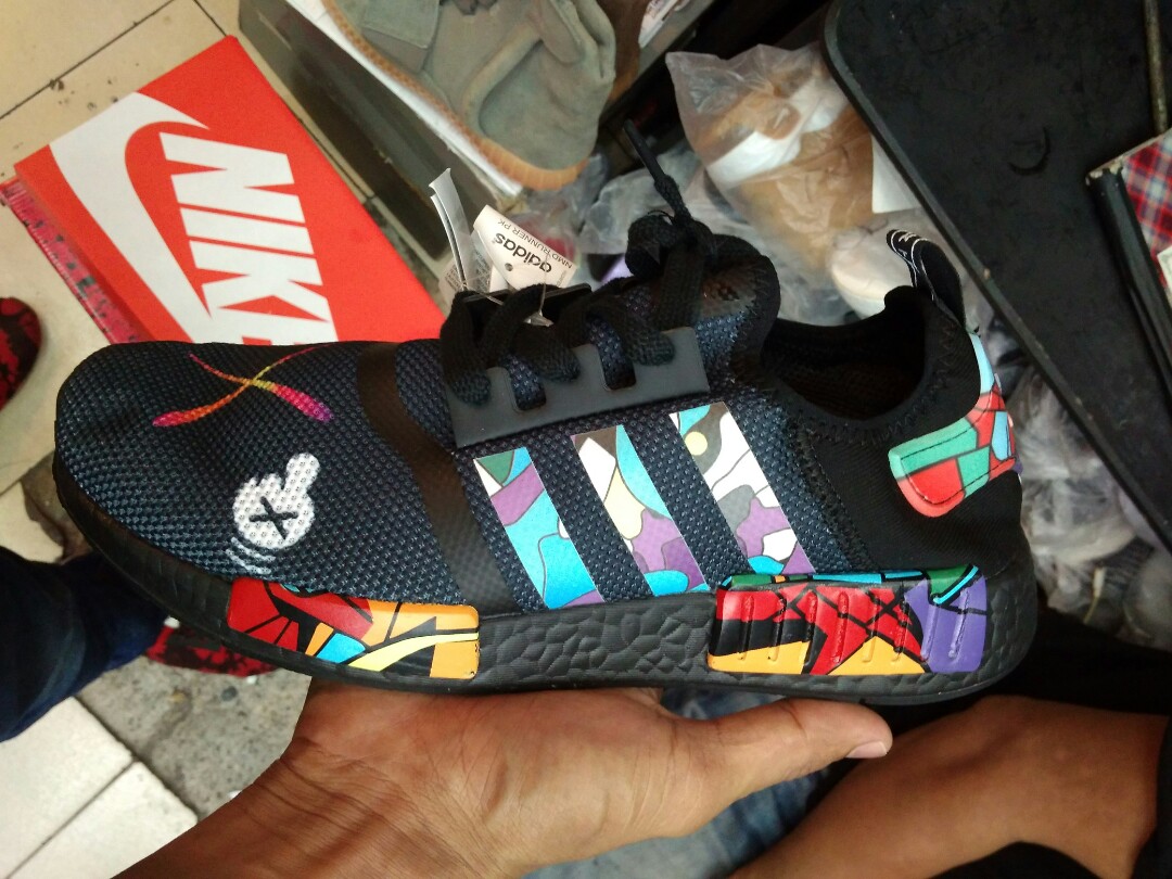 adidas nmd x kaws original