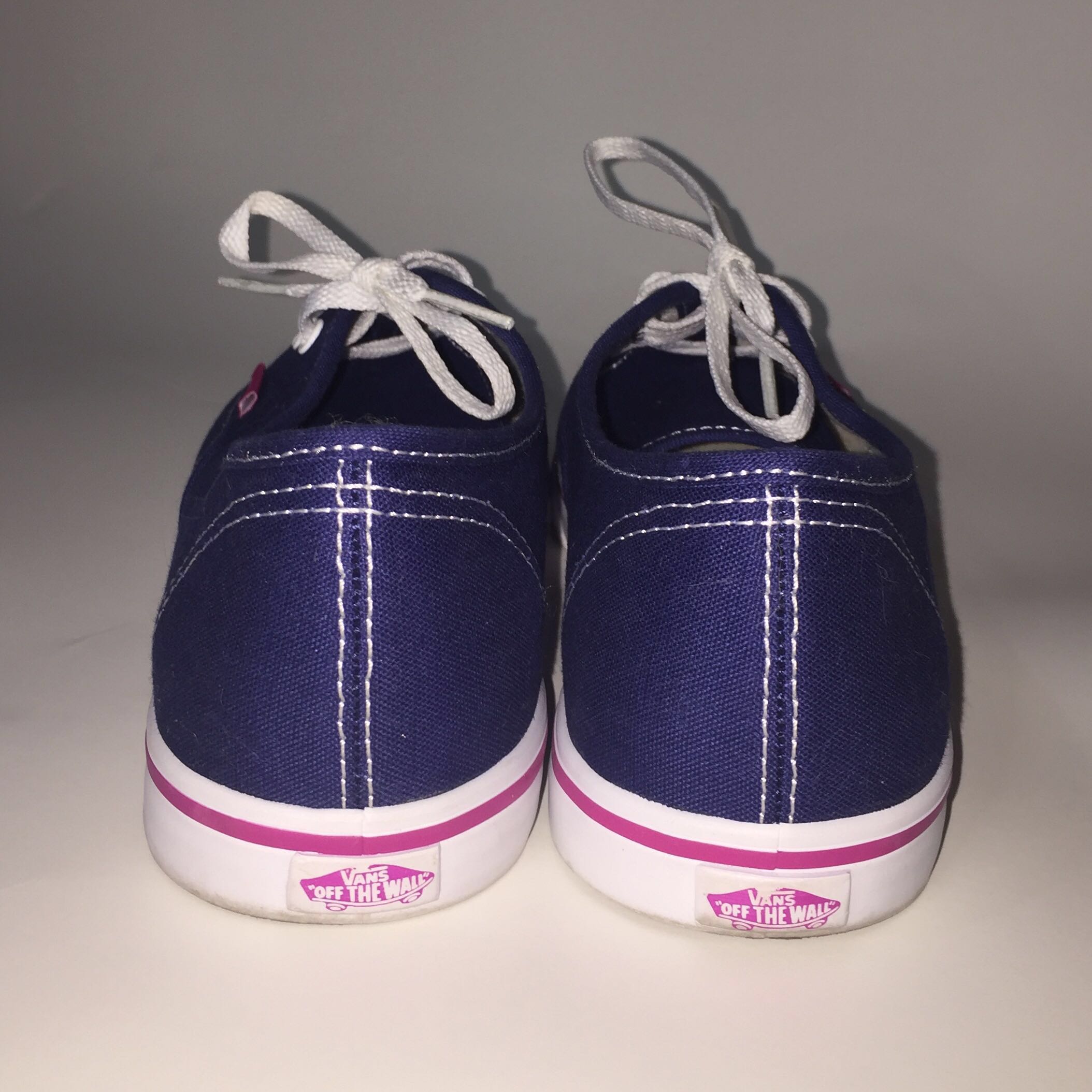 navy blue vans womens