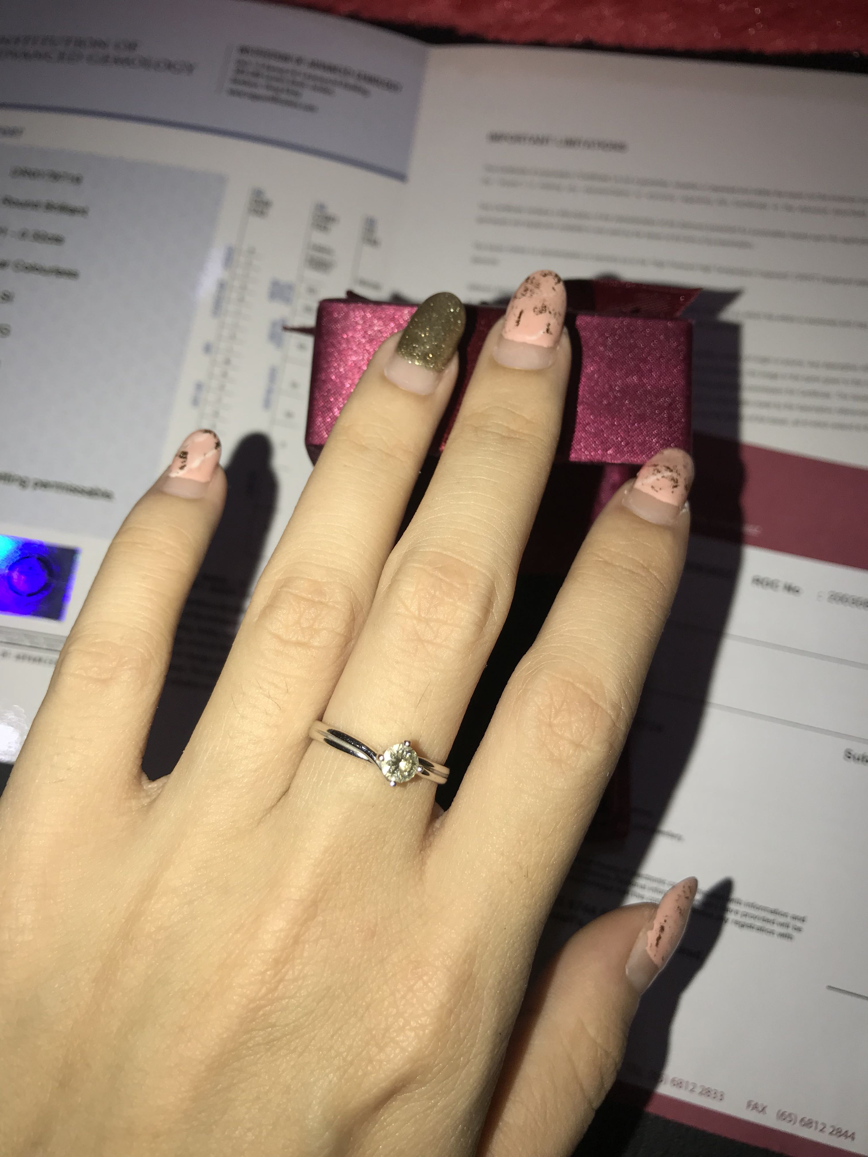 Cincin Berlian Solitaire Asli Singapore Barang Mewah Aksesoris Di Carousell