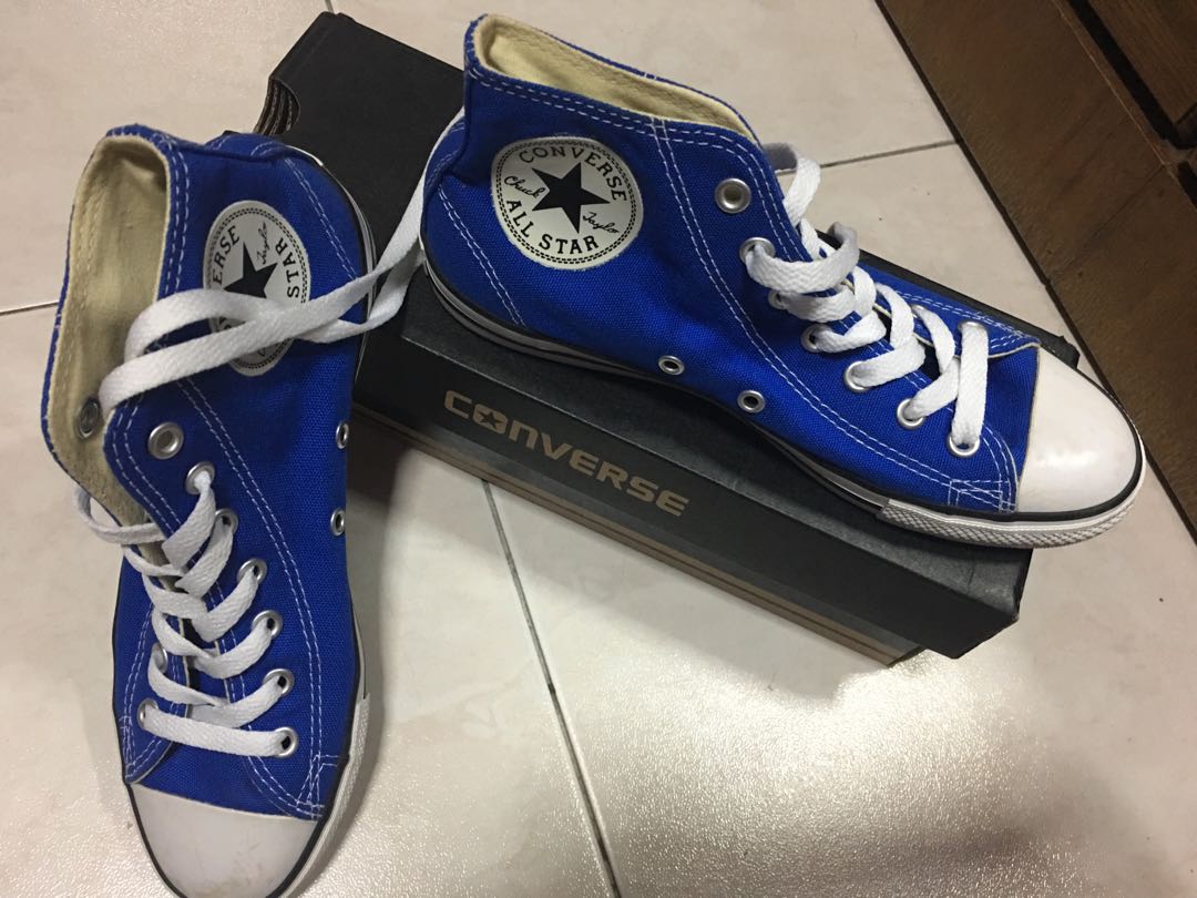 girls blue converse