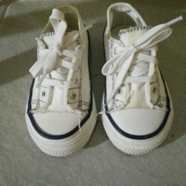 evans white shoes