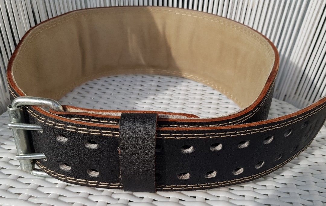 Harbinger 4" Padded Leather Lifting Belt, Sports Equipment, Exercise