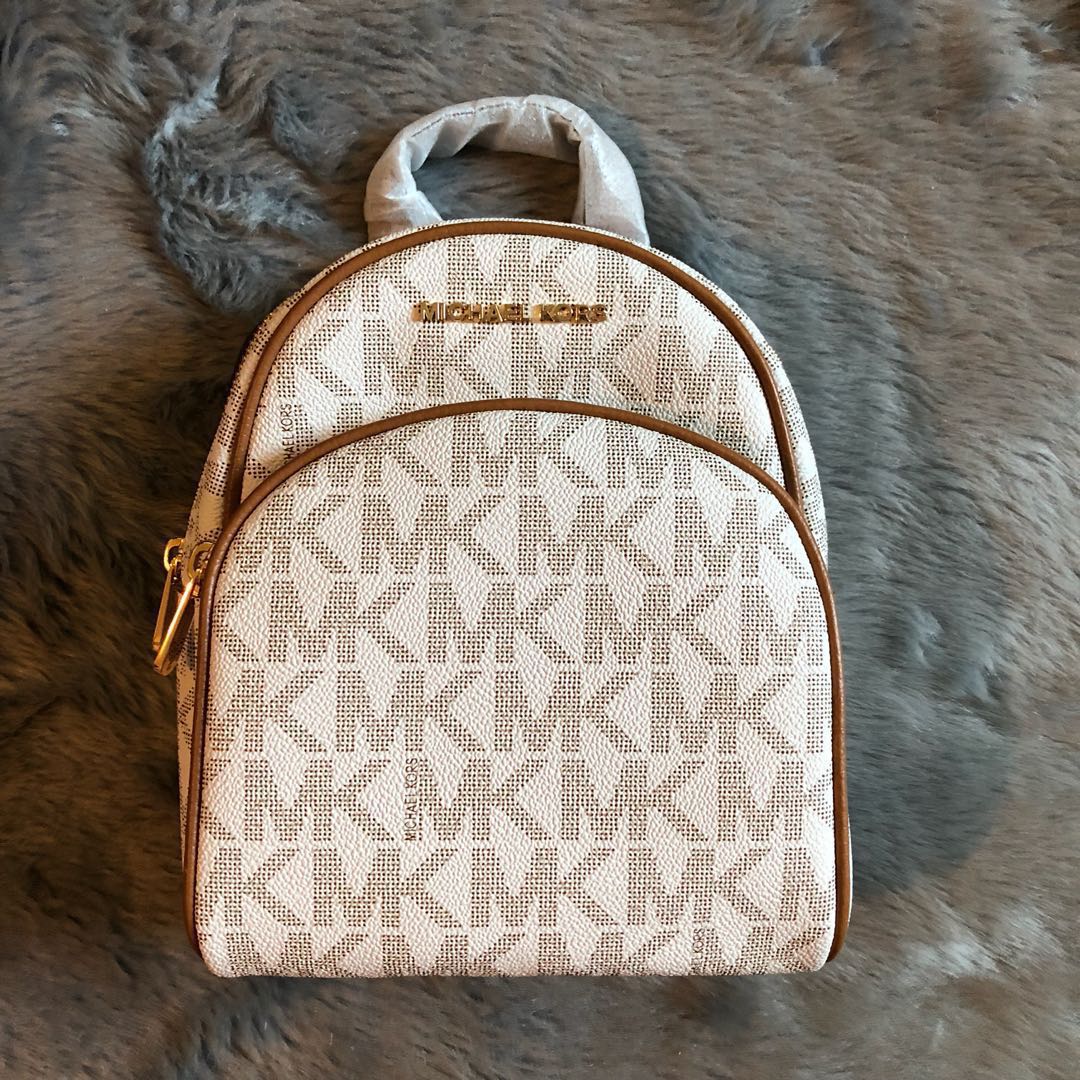 michael kors abbey vanilla backpack