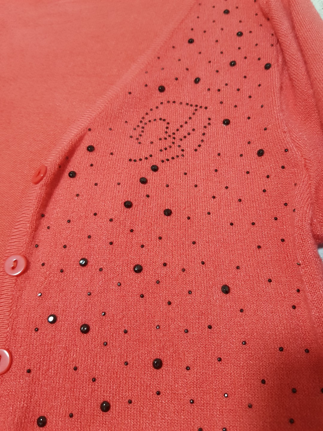 Pink patterned jacket (Category: Coats, Jackets and Outerwear) located in Singapore. Submitted by imaginationzz (Listing ID 169260197, Image 2). Description: Very pretty pink jacket that I bought from Europe Good quality material that will keep you warm too! No tagged size No stains or defects.