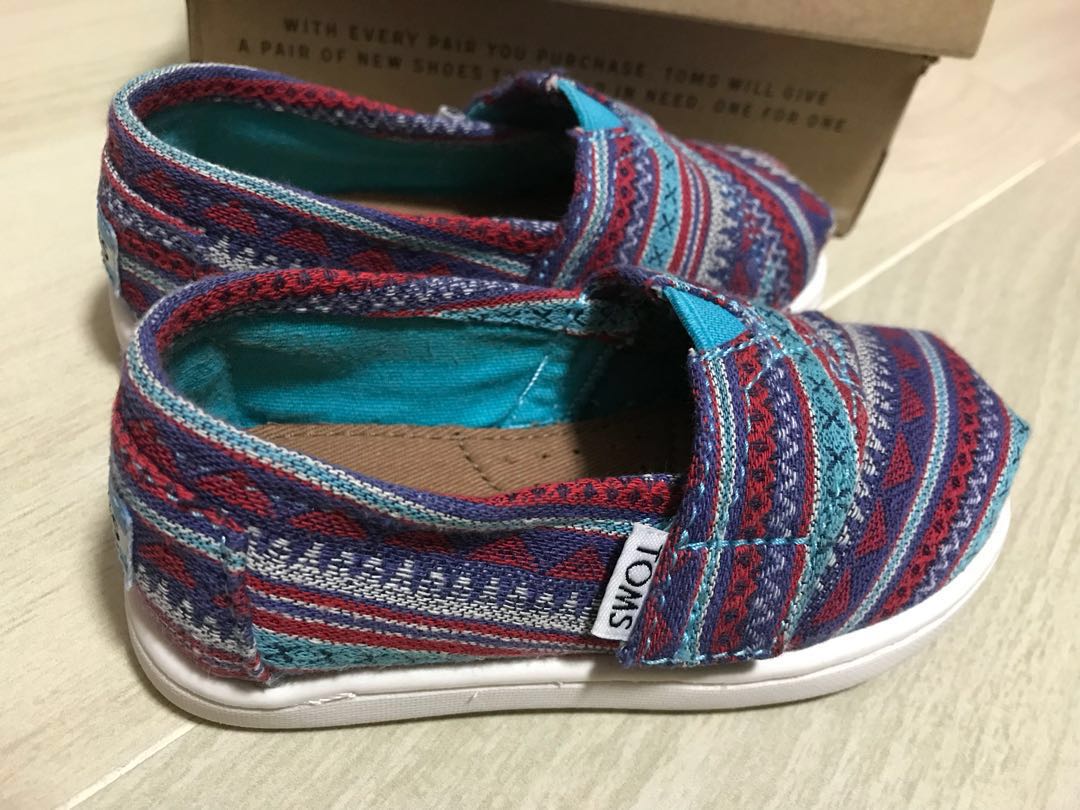 toms boys shoes