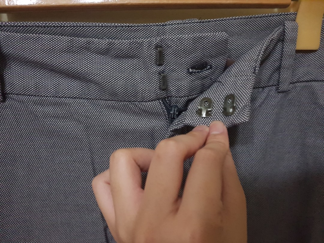 ZARA BASICS TROUSERS PATTERNED MED (Category: Other Bottoms) located in Makati City. Submitted by projectmakespace (Listing ID 169129975, Image 3). Description: Used but in very good condition 8/10.