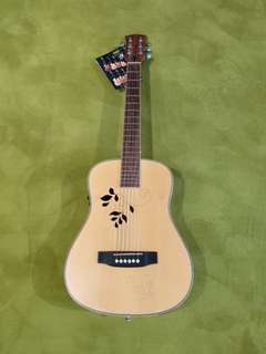 (Category: ) located in . Submitted by music_connoisseur_sg (Listing ID 169370467, Image 1). Description: .