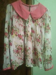 Blouse bunga