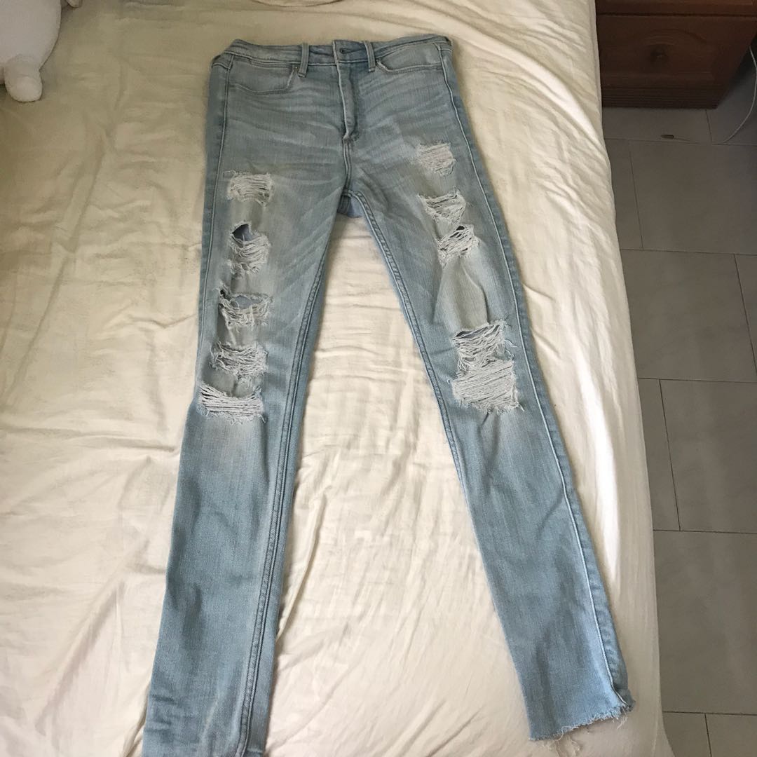 abercrombie ripped jeans