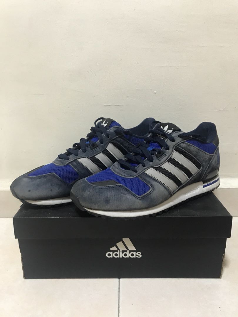 Adidas ZX700, Men's Fashion, Footwear, Sneakers on Carousell