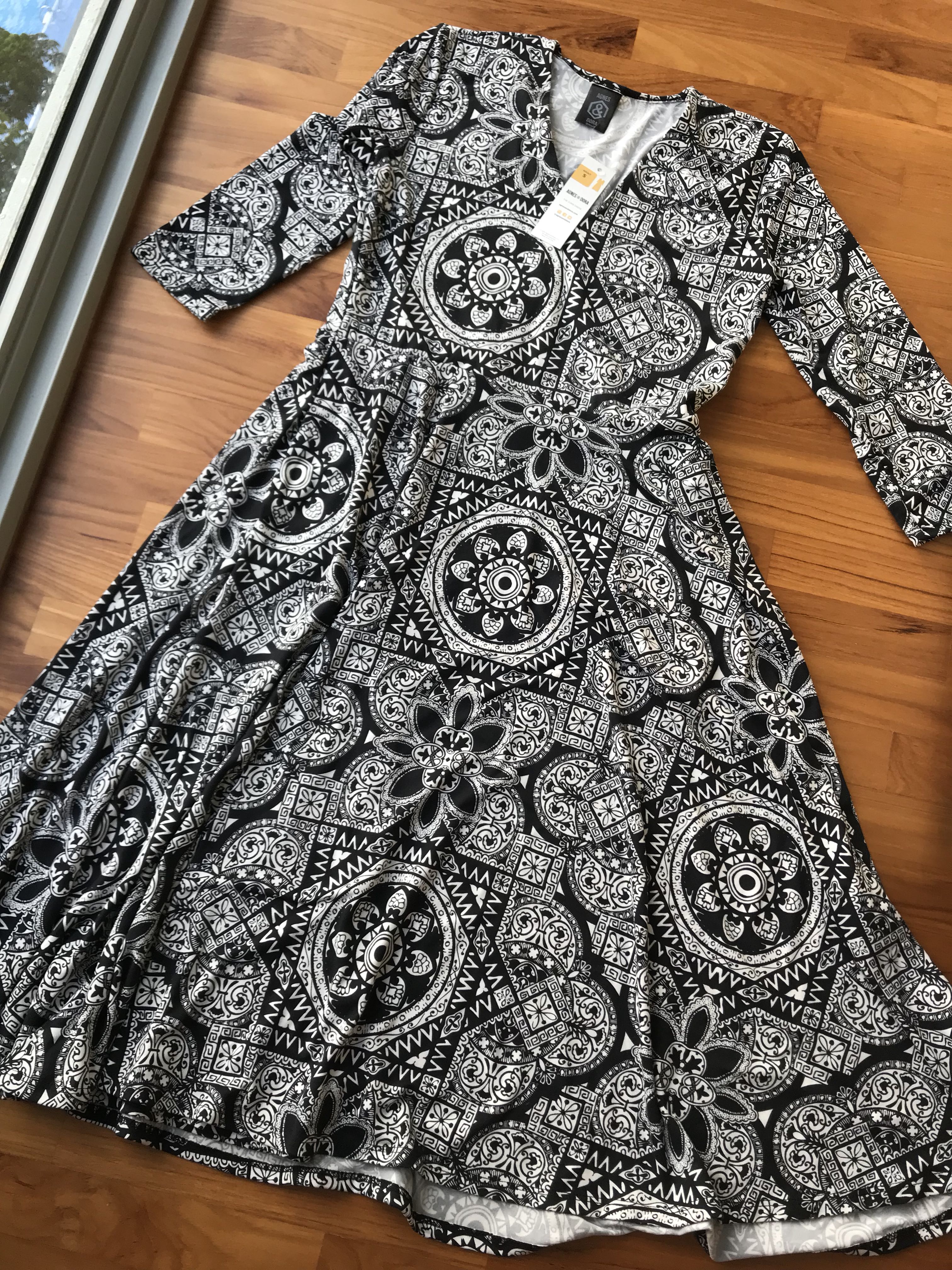 Agnes and dora curie dress hot sale