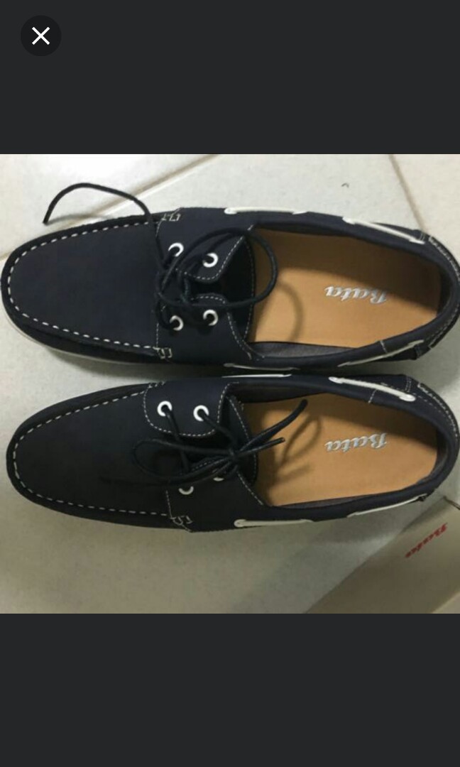 bata navy blue shoes