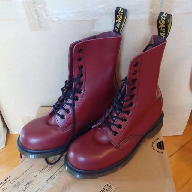 Dr martens 1919 outlet cherry red smooth core