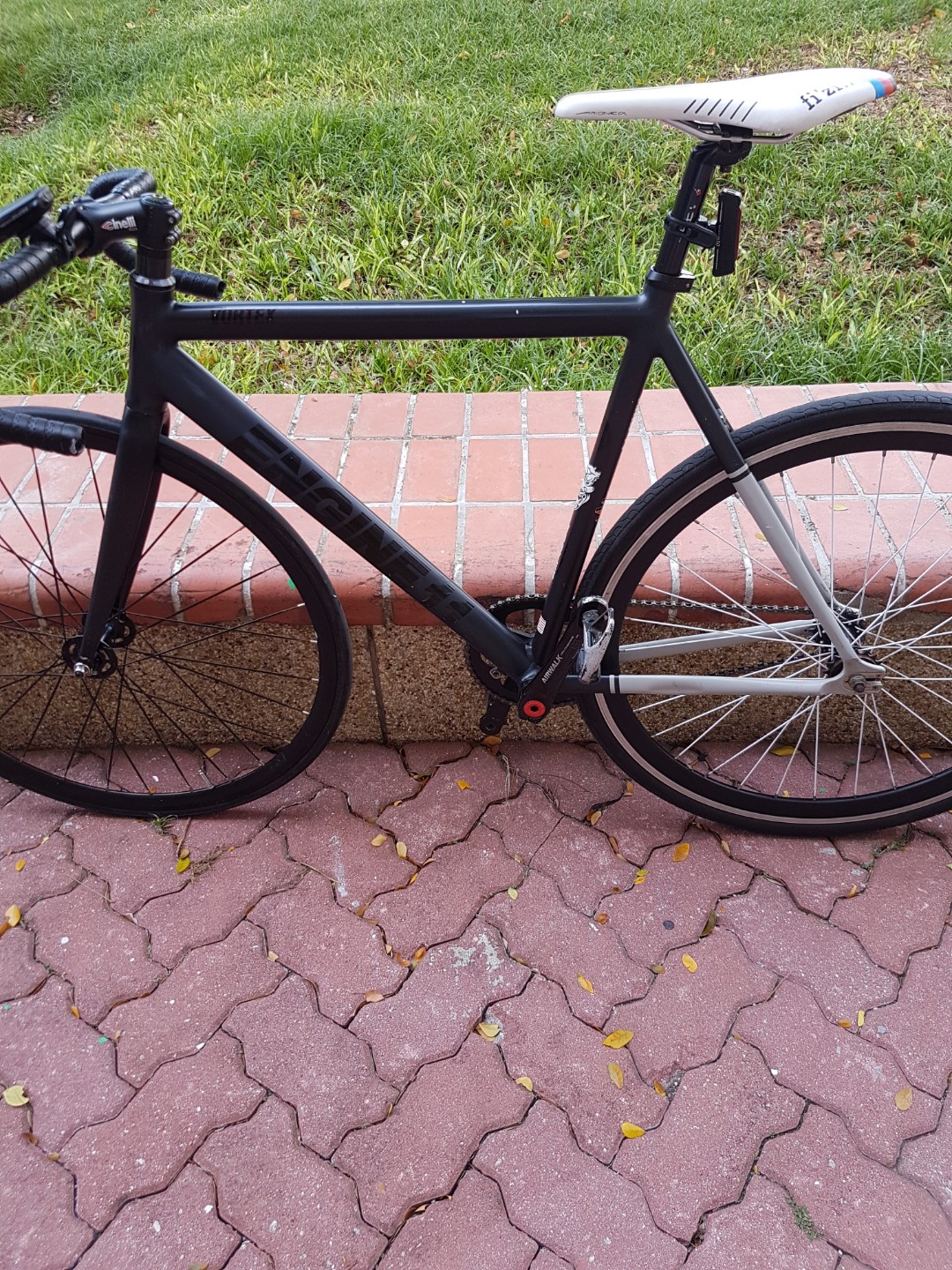 Engine 11 vortex 2016 WTS, Sports Equipment, Bicycles & Parts, Bicycles