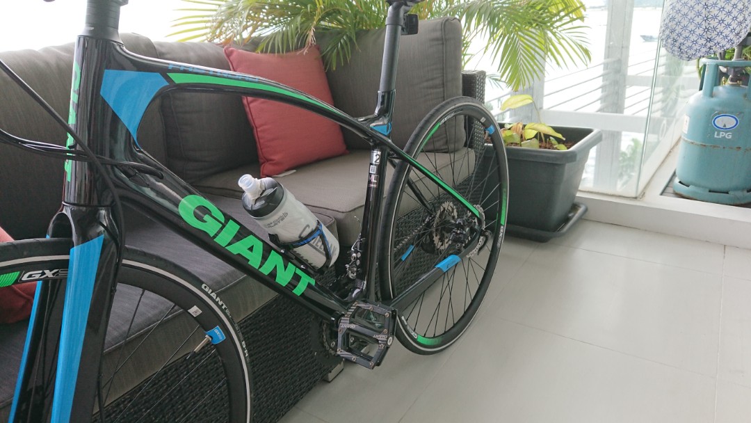 Giant fastroad comax 2017 hot sale