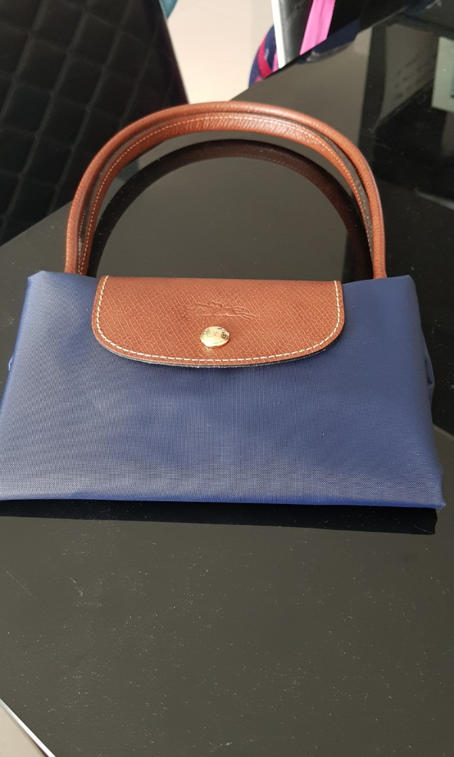 longchamp le pliage navy medium