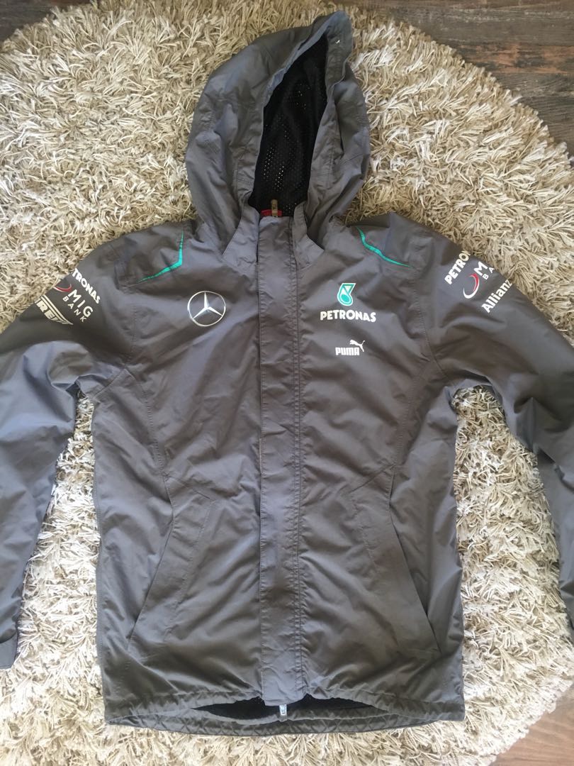 Mercedes Petronas Amg F1 Rain Jacket Sports Sports Apparel On