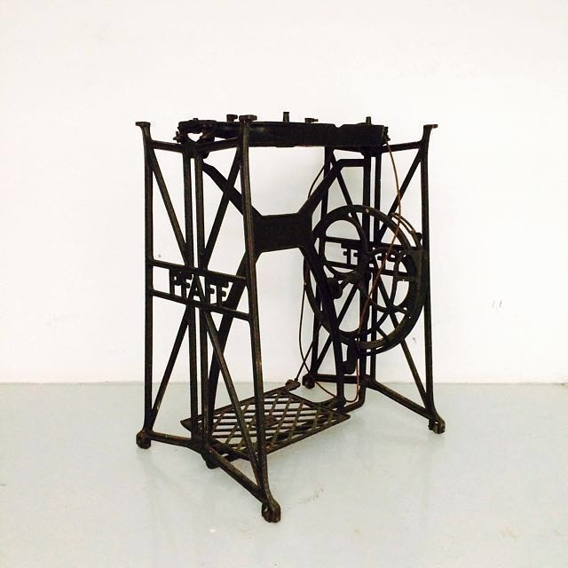 OFFER Vintage PFAFF Sewing Machine Legs, Hobbies & Toys, Collectibles