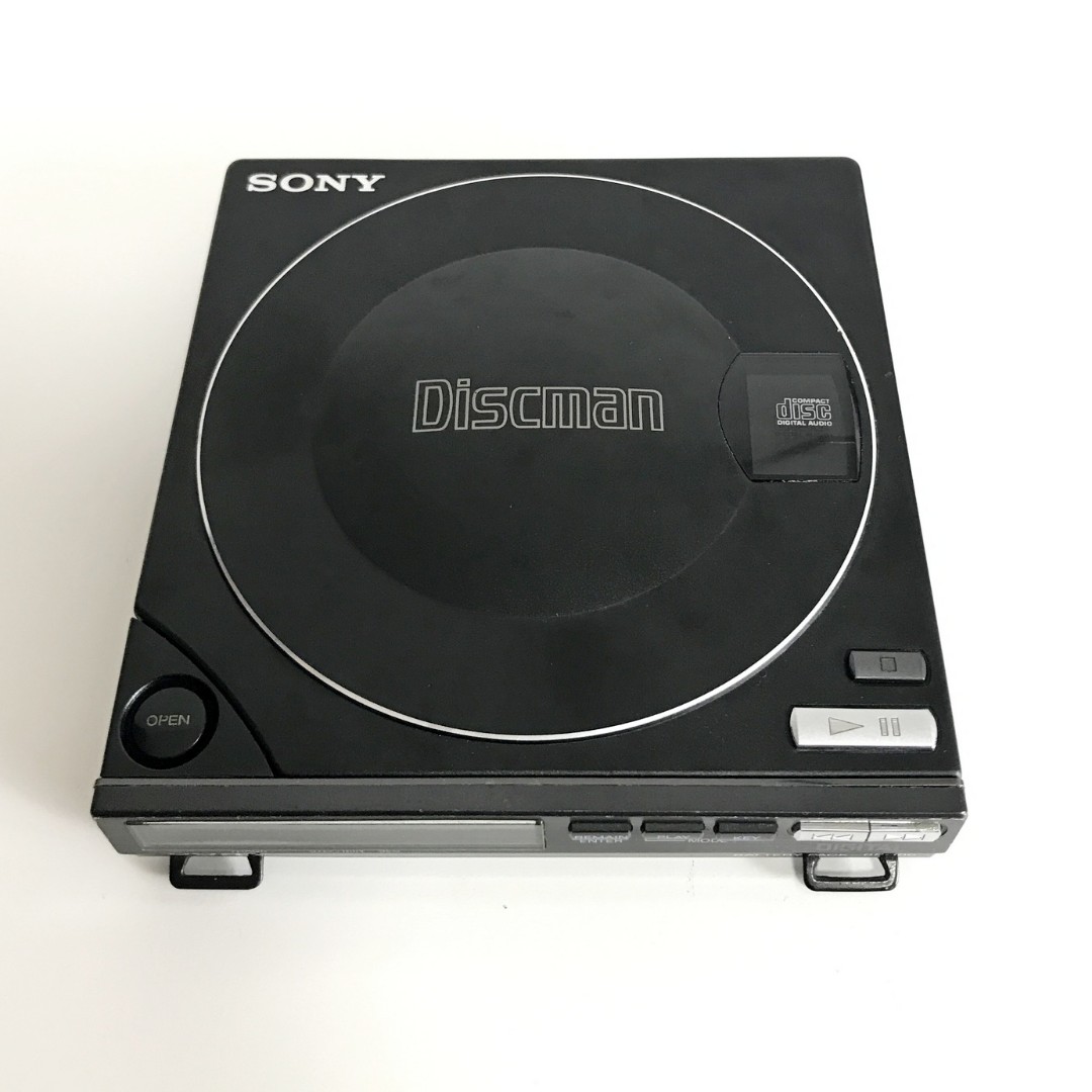 Super rare vintage Sony Discman player D-100 with battery base good working  condition, Audio, Portable Music Players on Carousell