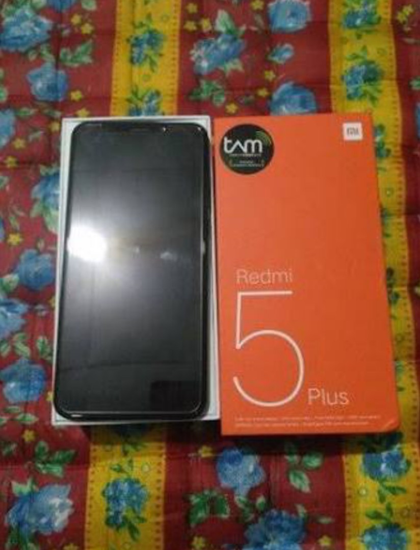 Xiaomi Redmi 5 Plus 3 32 Hitam Baru Sebulanan Telepon Seluler Tablet Di Carousell