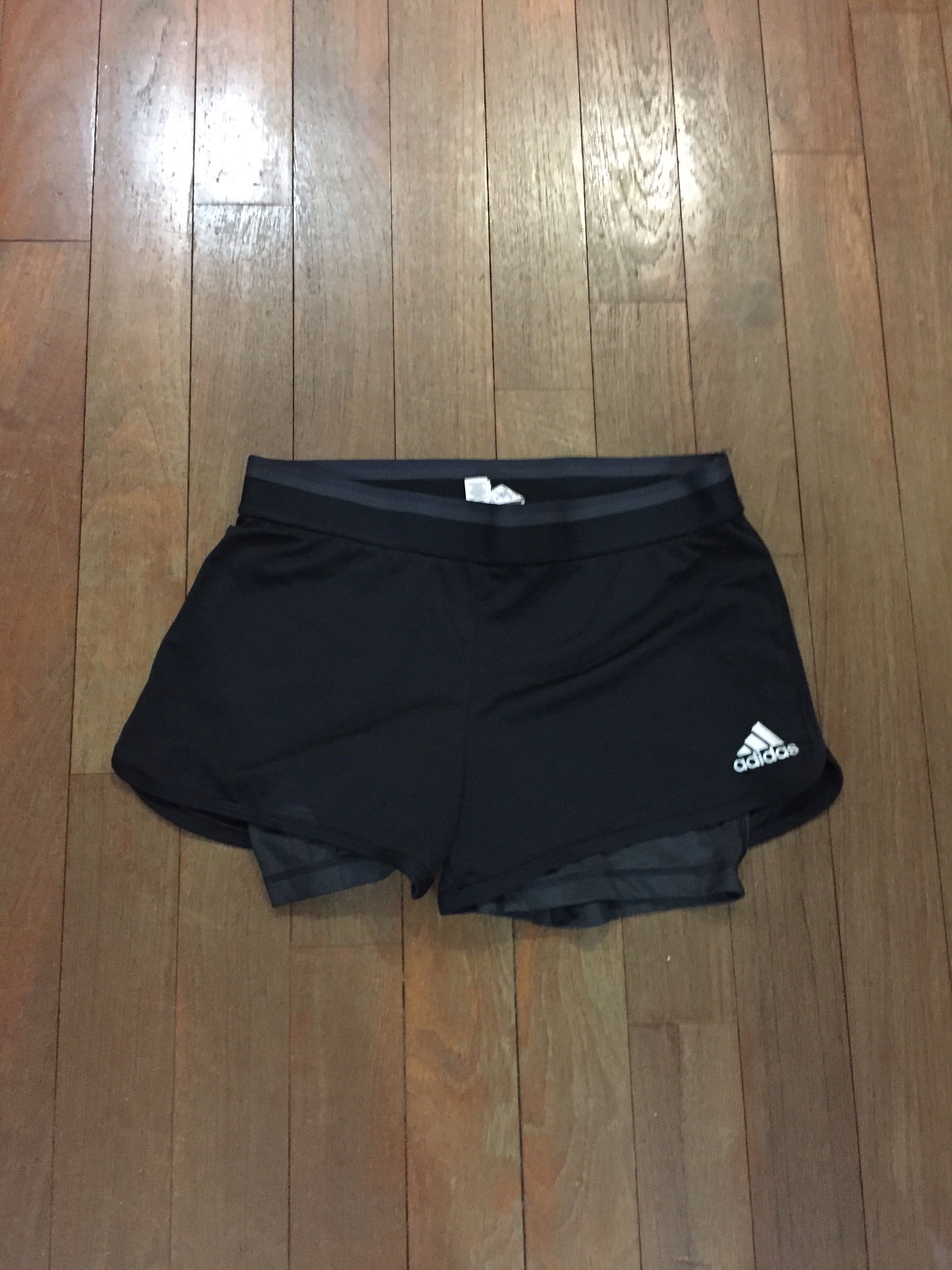 adidas shorts w tights underneath, Men 