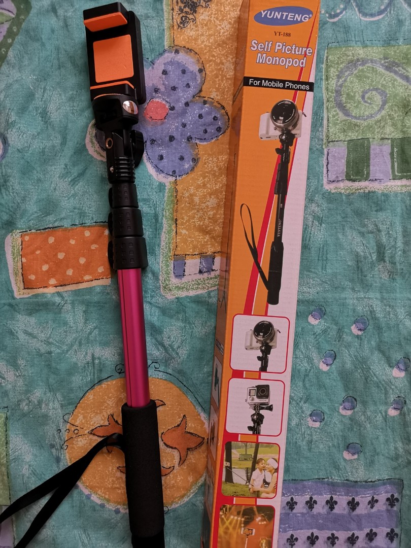 BNEW Yunteng Monopod (Category: Mounts & Holders) located in Manila. Submitted by orangedaisies (Listing ID 169484740, Image 1). Description: .