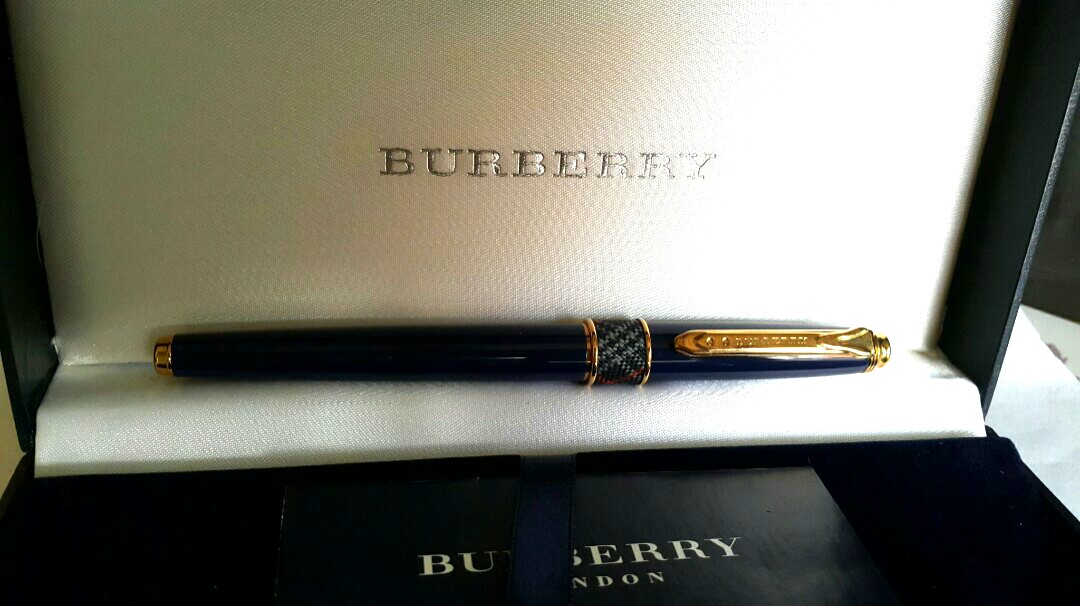Burberry ballpoint pen, on Carousell