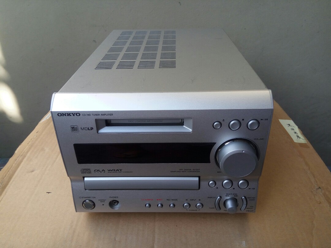 Onkyo CD MD Tuner amplifier, Audio, Soundbars, Speakers 