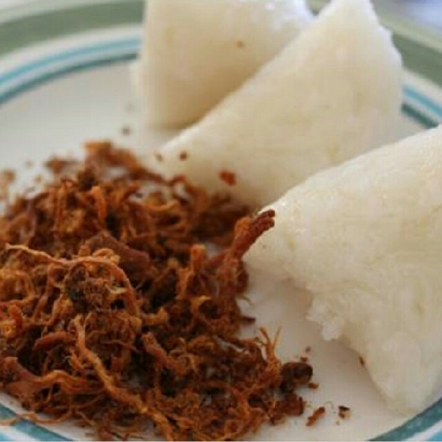 Serunding Daging No1 Kelantan Food Drinks Local Eats On Carousell