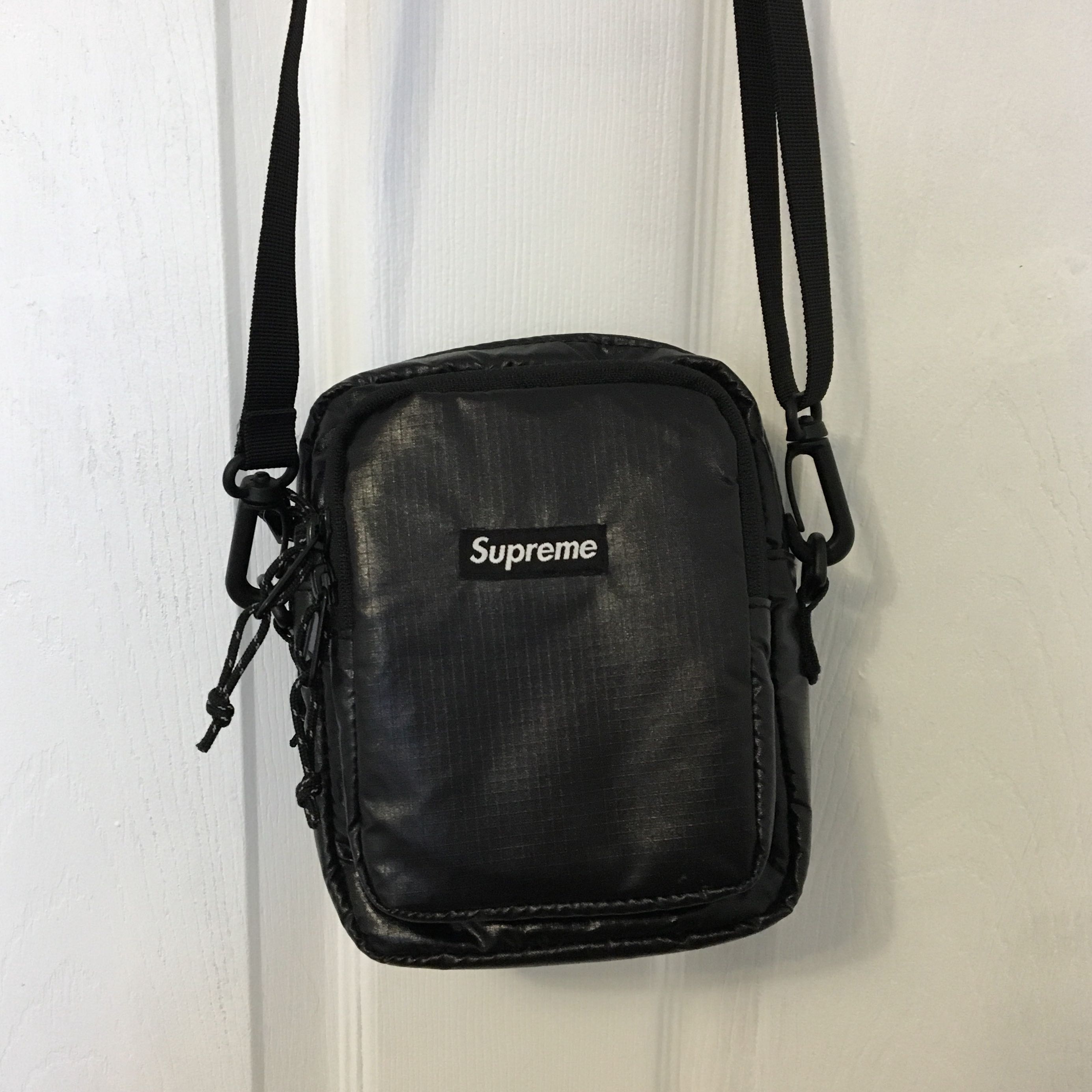 supreme black shoulder bag
