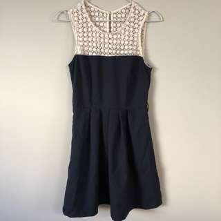 Dotti Crochet top pleated dress