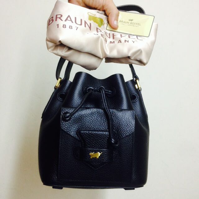 braun buffel bucket bag