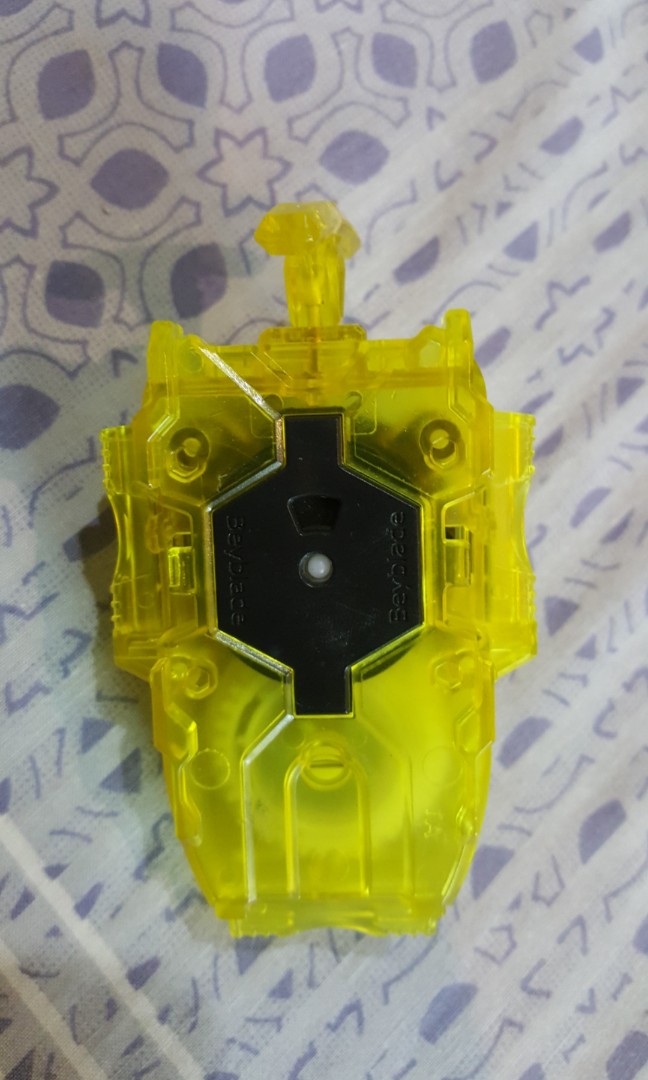 beyblade burst yellow