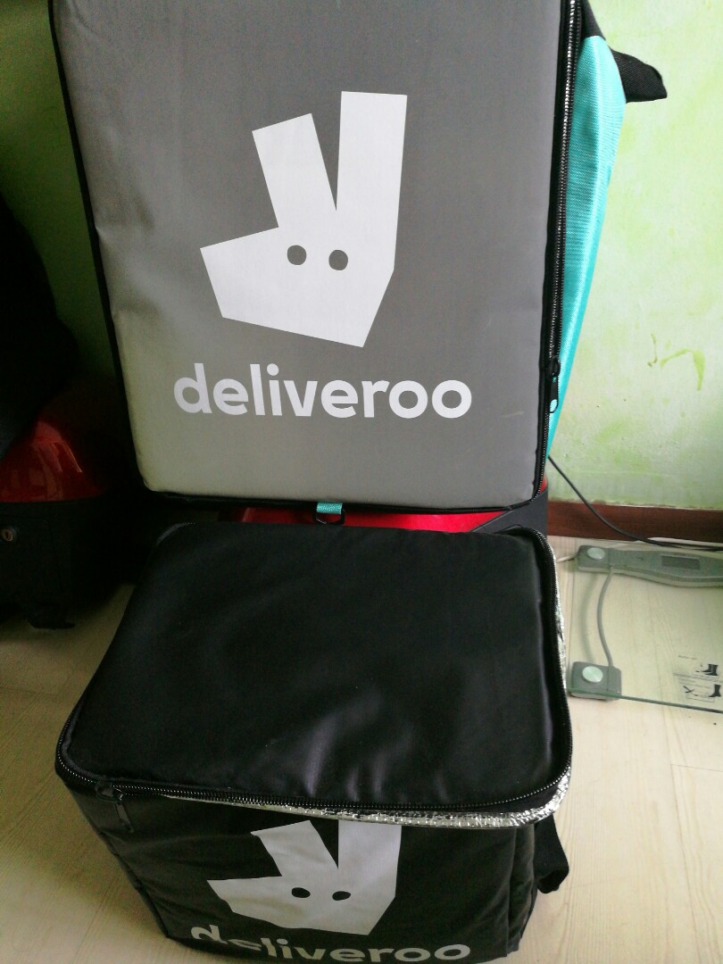 Deliveroo thermal bag., Everything Else on Carousell