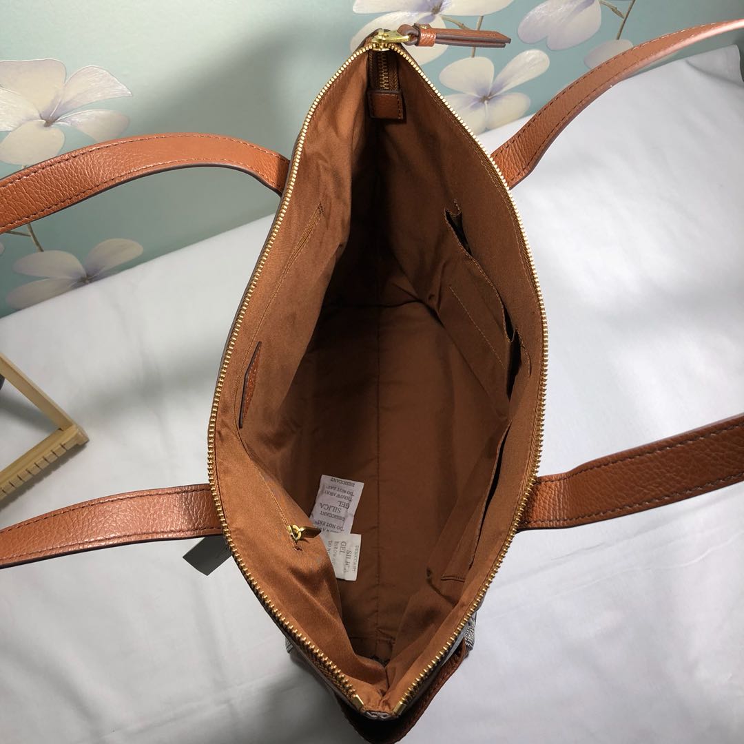 Mimi best sale shopper fossil