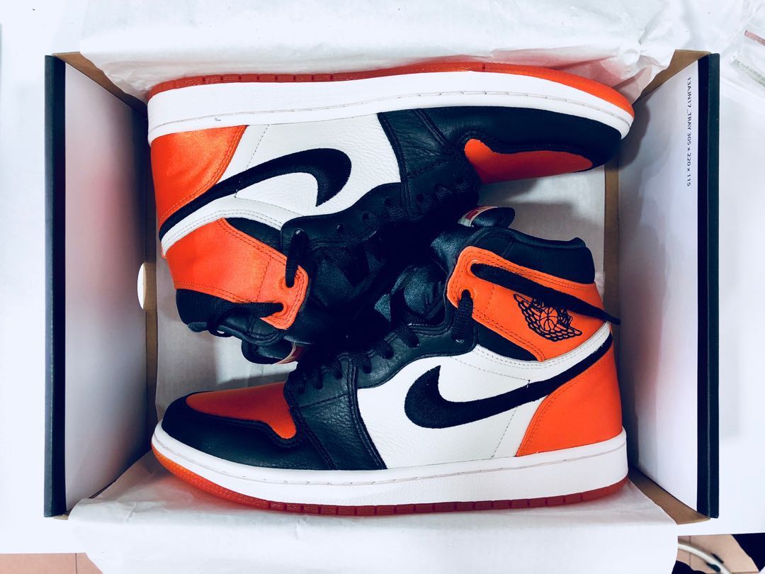 Nike air jordan hotsell 1 satin shattered backboard