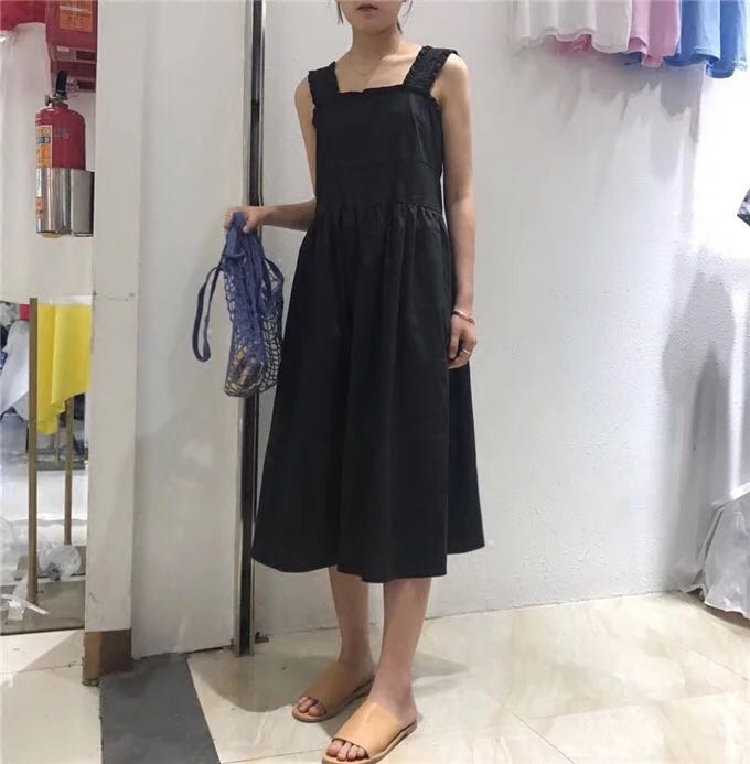 *PREMIUM* Baby Doll Maxi Dress (Category: Women's Clothes) located in Perth. Submitted by doyoulikeavocados (Listing ID 169623373, Image 3). Description: one size only yellow, black, white .